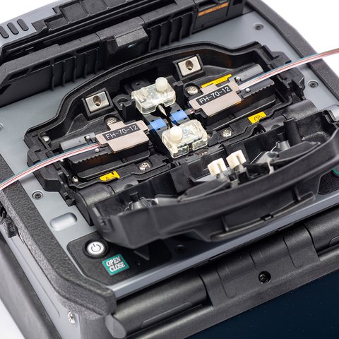 Сварочный аппарат для оптоволокна Fujikura 90R12 Превью 1